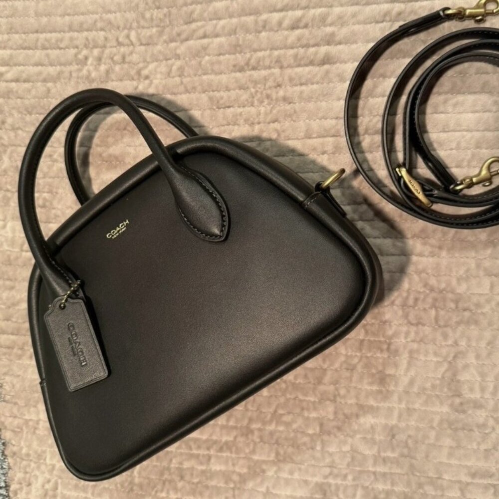 COACH Borough Bowling Bag Black Glovetanned Leather NWOT Excellent